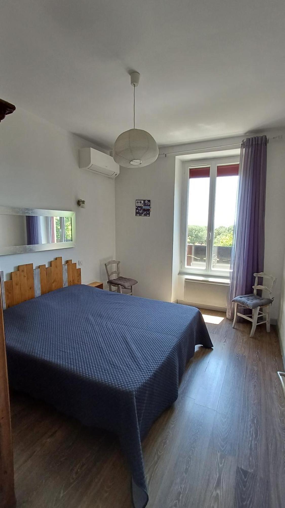 Holiday home Canta Aoussel